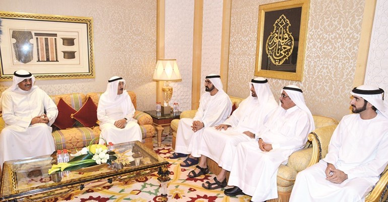 صاحب السمو الأمير الشيخ صباح الأحمد خلال مباحثاته مع صاحب السمو الشيخ محمد بن راشد وصاحب السمو الشيخ محمد بن زايد ﻿