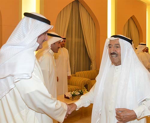 صاحب السمو يقيم مأدبة إفطار على شرف أعضاء السلطتين التشريعية والتنفيذية