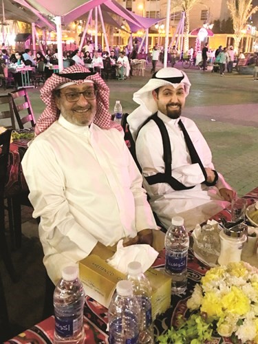  م.عبدالرحمن الخنة وعلي الكليب﻿