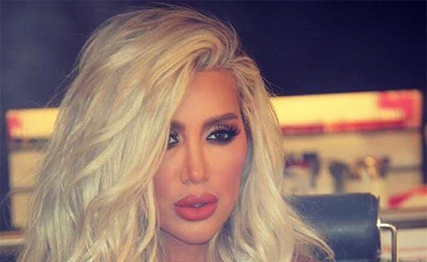 بالفيديو.. مايا دياب تطلق الرصاص الحي من سلاح حربي