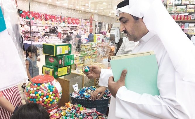 الكشف على المنتجات الغذائية﻿