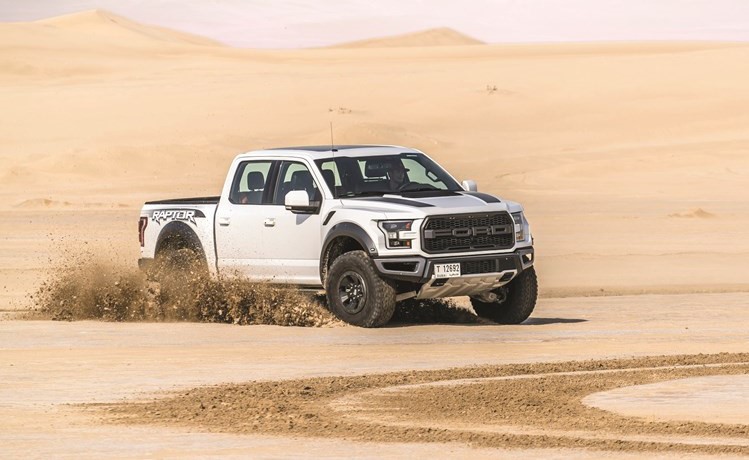 F - 150 رابتر 2017 قوة الأداء ورشاقة الحركة