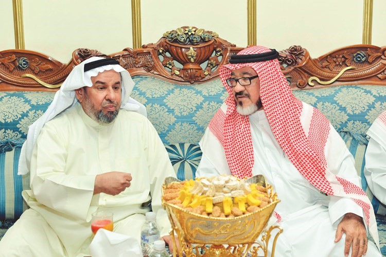 الزميل يوسف عبدالرحمن وعبدالهادي العجمي﻿