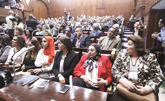 حضور كبير في اولى جلسات مناقشة الاتفاقية﻿
