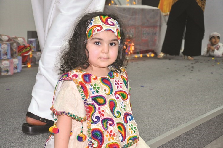 الطفلة لوجين سالم في القرقيعان ﻿