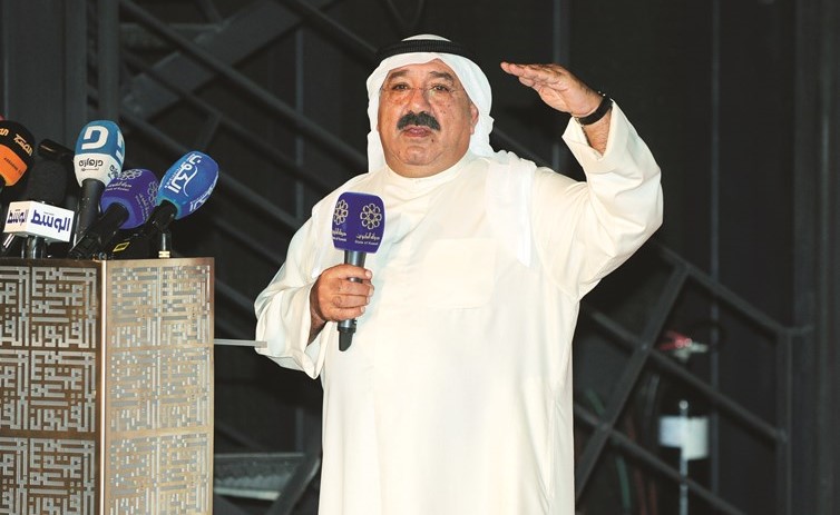 الشيخ ناصر صباح الأحمد متحدثا عن أهمية مشروع تطوير الجزر﻿
