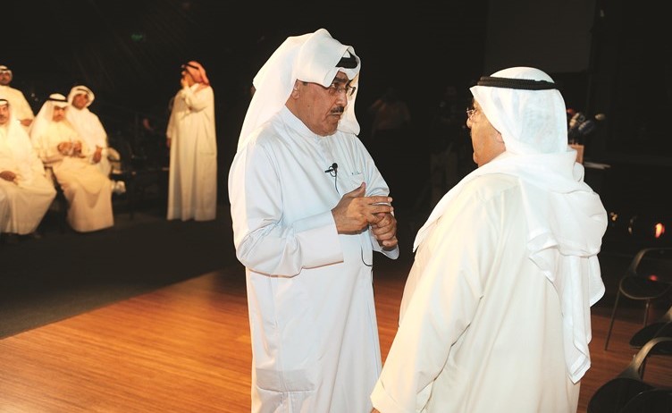حديث بين الشيخ ناصر صباح الأحمد والزميل عدنان الراشد﻿
