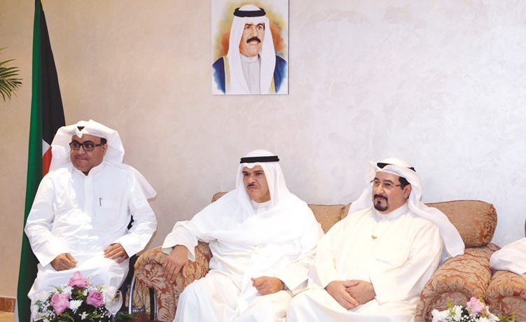 الحمود والعلي مع شافي الهاجري ﻿