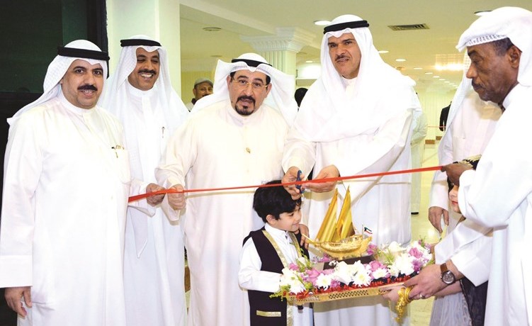 الشيخ سلمان الحمود والشيخ فهد جابر العلي في الغبقة﻿