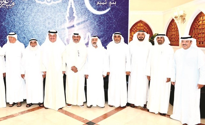 عيسى الكندري مهنئا﻿