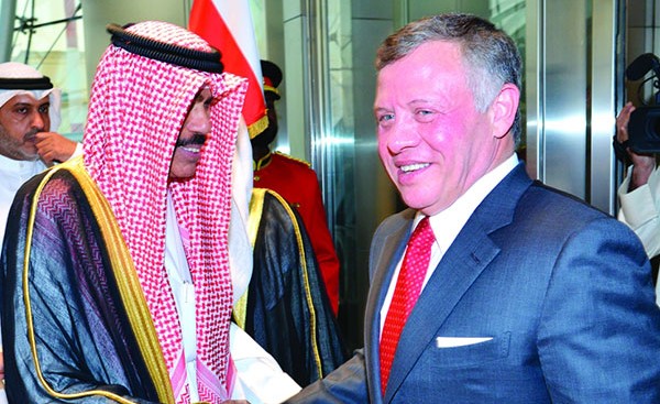 الأمير بحث مع ملك الأردن سبل دعم وحدة الصف العربي