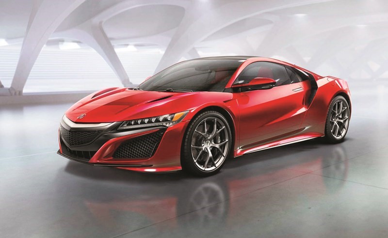 NSX من ACURA أيقونة رياضية فاخرة تحاكي تصميم المستقبل