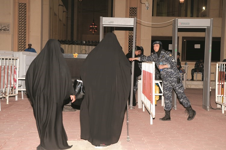 جهود مشكورة للشرطة النسائية﻿