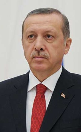 أردوغان: الضباط الأميركيون يتحركون جنباً إلى جنب مع الإرهابيين