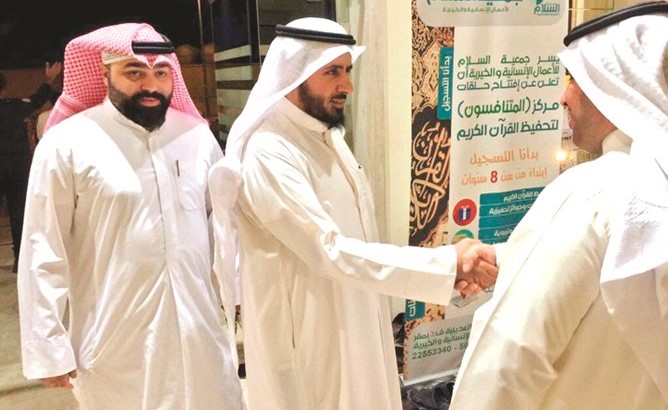 م.بدر العتيبي خلال جولته التفقدية في مسجد الراشد﻿