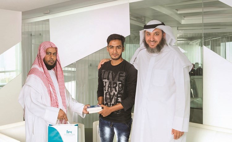 جودة الفارس مع احد الدعاة والمهتدين الجدد﻿
