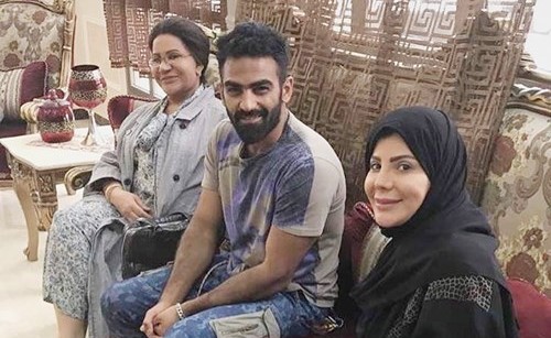 سعاد عبدالله والهام الفضالة والمخرج عيسى ذياب اثناء التصوير﻿