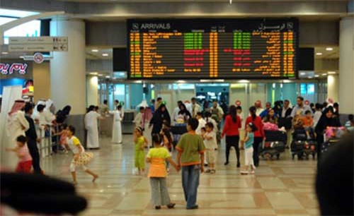 مسلح في المطار: المسدس أستخدمه للدفاع عن النفس