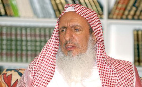 مفتي السعودية: عقد نية العمرة أو الحج لركاب قطار الحرمين بمحاذاة الميقات جائز
