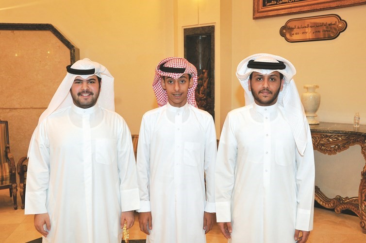 اعضاء اللجنة المنظمة حسين العجمي وحمد الجنفاوي وعبدالرحمن الحميميدي﻿