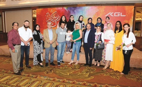 لقطة جماعية لبعض موظفي الشركة﻿