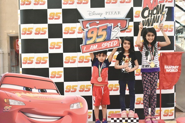 «فانتسي وورلد» تخلق ذكريات لا تنسى للأطفال في العرض الحصري لفيلم ديزني Cars 3