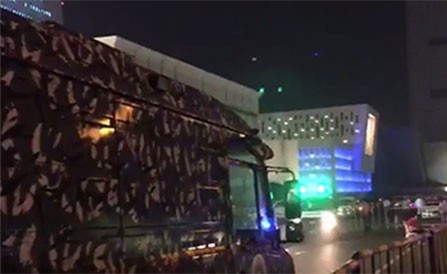 بالفيديو.. استعدادات ضخمة في محيط مسجد الدولة الكبير وتوافد أعداد هائلة لاحياء ليلة القدر