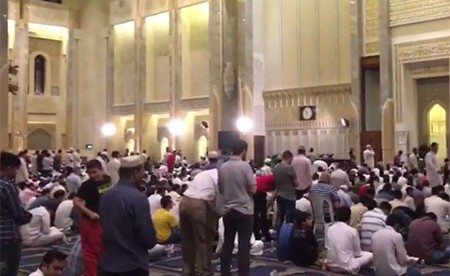 بالفيديو.. استعدادات ضخمة في محيط مسجد الدولة الكبير وتوافد أعداد هائلة لاحياء ليلة القدر