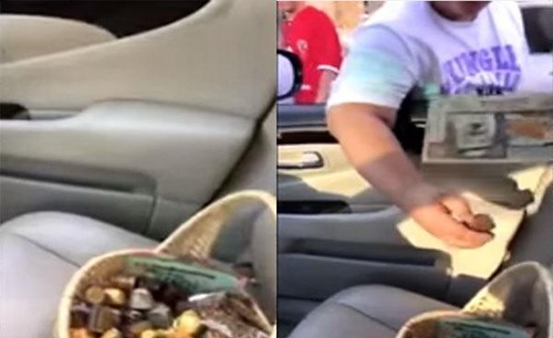 بالفيديو ..مواطن سعودي يتعرض لموقف غير متوقع أثناء توزيعه عيديات على الأطفال  في الشارع