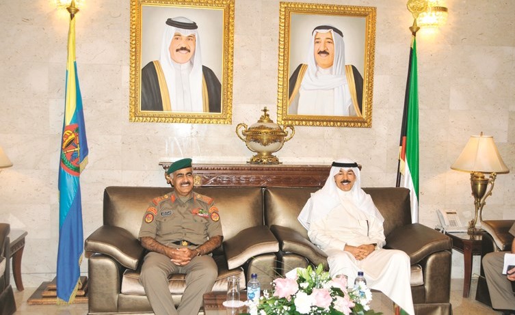 الشيخ محمد الخالد ورئيس الأركان العامة الفريق الركن محمد الخضر﻿