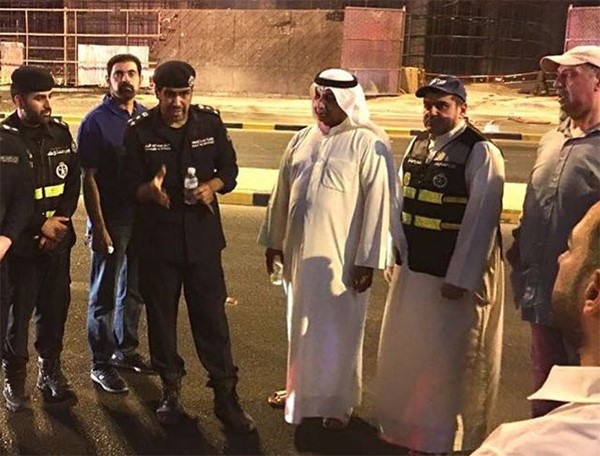180 رجل اطفاء أخمدوا حريق مبنى قيد الإنشاء في شرق