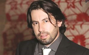 عادل سرحان﻿