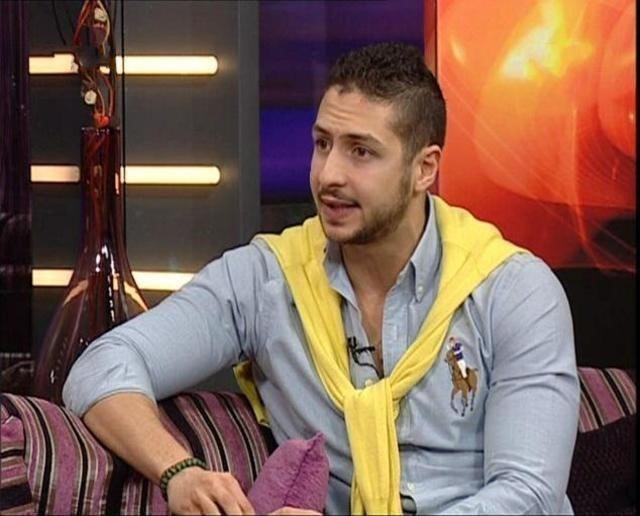 وفاة المذيع والممثل المصري عمرو سمير إثر أزمة قلبية مفاجئة
