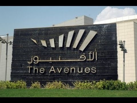إصابة 7 اطفائيين بالإجهاد الحراري خلال إطفاء الحريق بمشروع توسعة "الأفنيوز"