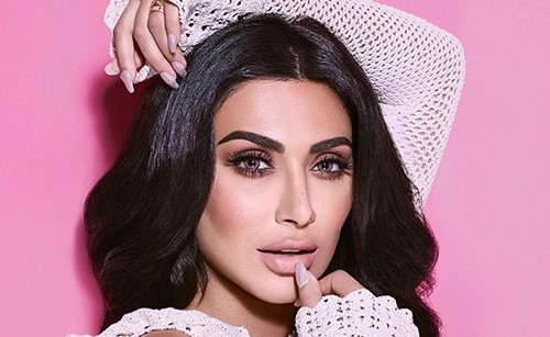 بالفيديو.. من هي “هدى قطان” التي حطمت رقماً قياسياً بعدد المتابعين في إنستغرام على مستوى العالم؟
