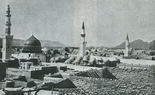 قصة 14 مرحلة عاشها المسجد النبوي منذ 14 قرنا