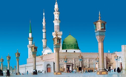 قصة 14 مرحلة عاشها المسجد النبوي منذ 14 قرنا