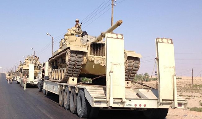 الجيش المصري: مقتل وإصابة 26 عسكرياً وأكثر من 40 إرهابياً في هجوم شمال سيناء