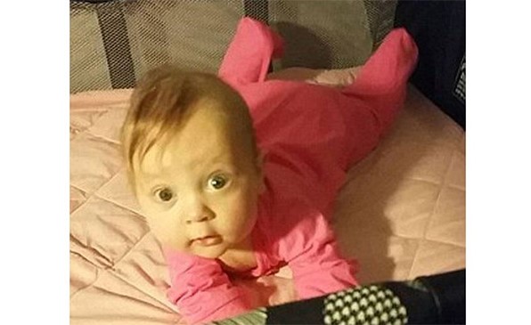 ضرب طفلته حتى الموت.. إليكم تفاصيل الفاجعة
