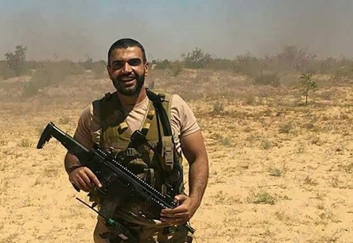 بالفيديو.. " الأنباء " تنشر قصيدة الشهيد المصري " أحمد المنسي.. ورد فعل ابنه ذي الـ9 أعوام !