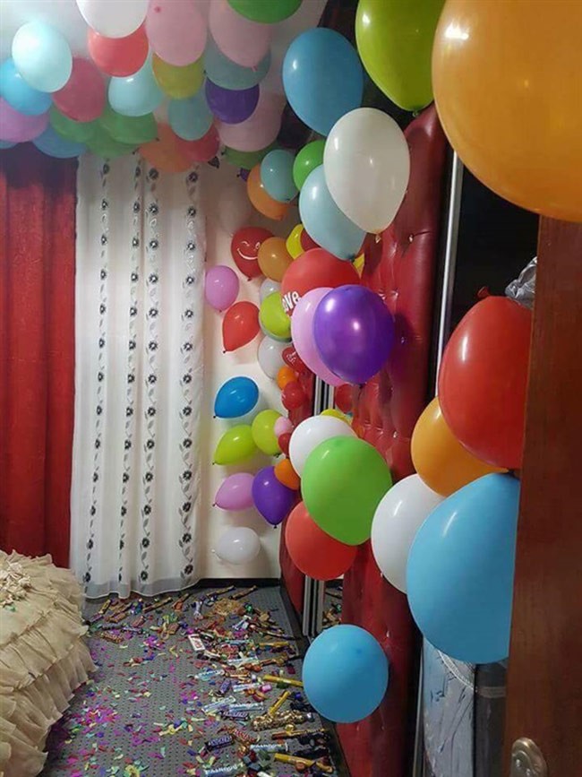 بالصور.. شاهد ماذا فعل شاب بمنزله ليلة حفل زفافه