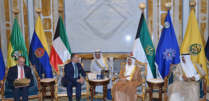 صاحب السمو الأمير الشيخ صباح الأحمد مستقبلا مستشار الأمن القومي في بريطانيا