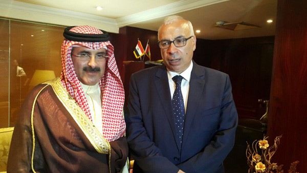 رئيس مجلس الإدارة مدير عام «كونا» رئيس اتحاد وكالات الأنباء العربية الشيخ مبارك الدعيج خلال لقائه رئيس مجلس إدارة ورئيس تحرير وكالة أنباء الشرق الأوسط أمس