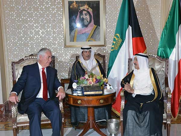 صاحب السمو الأمير الشيخ صباح الأحمد مستقبلا وزير الخارجية الأميركي ريكس تيلرسون 