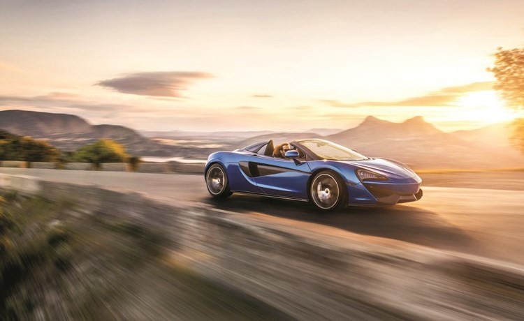 ماكلارين 570S سبايدر.. المكشوفة الخارقة