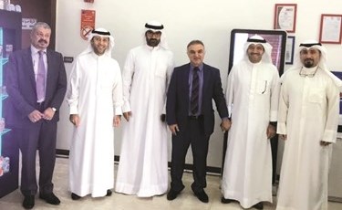 لقطة تذكارية خلال الزيارة﻿