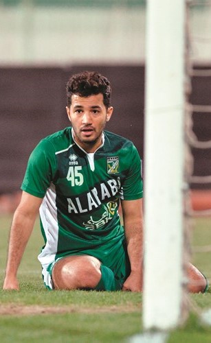 العربي يجهز قائمة اللاعبين ويطلب التجديد للعنزي