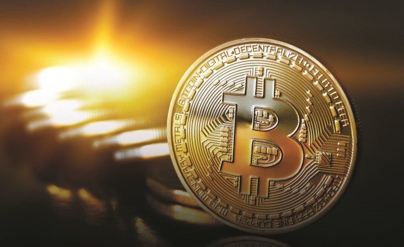 انخفاض القيمة السوقية للعملة 12 مليار دولار خلال 30 يوماً