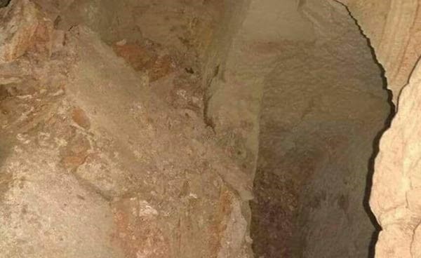 حفريات صرف صحي تكشف عن مقبرة رومانية في الأردن