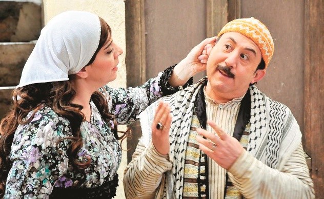 مروان قاووق لـ«الأنباء»: أمتلك تصريحاً خطياً ومختوماً من شركة «قبنض» بكتابة الجزأين العاشر والحادي عشر من «باب الحارة»!